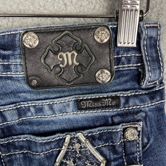 MISS ME Signature Rise Boot Cut Jeans Womens 29x33 Thick Stitch Distressed - Picture 11 of 16